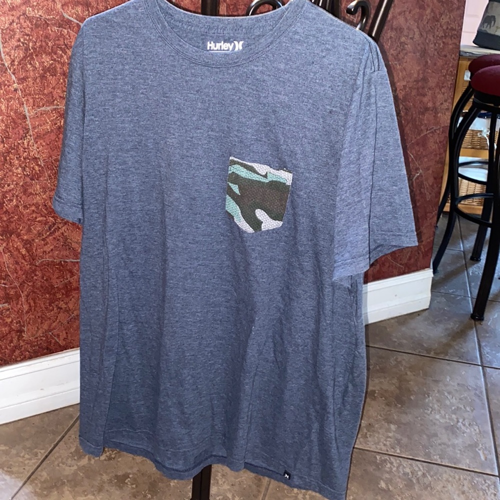Men’s XL Hurley Pocket T-Shirt